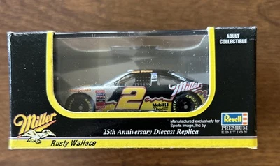 RÉPLICA DIECAST OXIDADA WALLACE MILLER #2 25 AÑOS EN CARRERAS THUNDERBIRD Sellada Foto 1 de 4