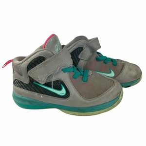 lebron shoes kid