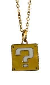 Collar colgante de metal temático bloque de preguntas de Super Mario para fanáticos de videojuegos joyería - Imagen 1 de 1