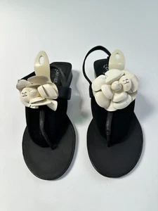 Chanel Lambskin Camellia Thong Sandals Black White Size 38 EU| 8 US | 5 UK - Picture 1 of 9