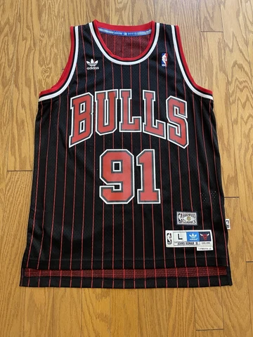 Dennis Rodman Chicago Bulls Adidas Soul Swingman Hardwood Classics Jersey Size L Cover