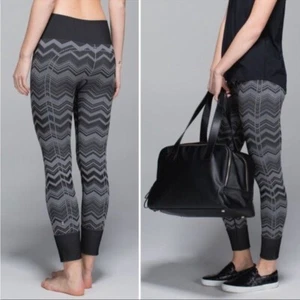 Lululemon Strick nahtlos gerippt Leggings Chevron meliert schiefergrau schwarz - 12 - Bild 1 von 10
