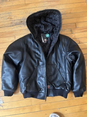 Chaqueta de trabajo Supreme X Dickies de cuero con capucha negra talla S Foto 1 de 4