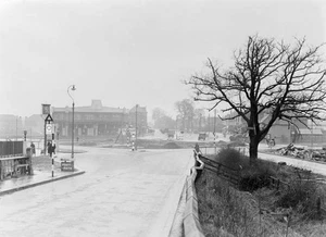 Roundabout Western Avenue North Hillingdon Hillingdon circus 1936  Old Photo - Foto 1 di 1