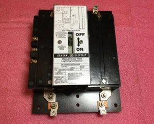 General Electric CR160MC32022AAAAA Mechanically Held Lighting Contactor  - Picture 1 of 12
