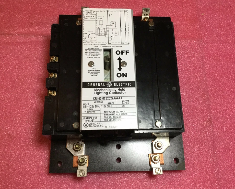 General Electric CR160MC32022AAAAA Mechanically Held Lighting Contactor  - Image 1 of 4