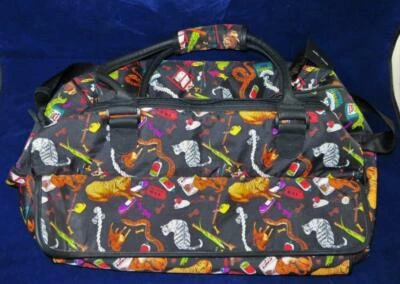 Bolsa de viagem Nicole Miller TAKE COVER 7277 satchel tema cachorro e gato - Imagem 1 de 4