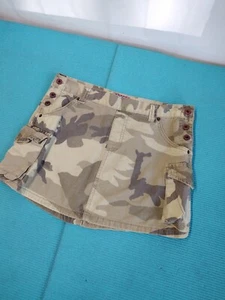 Wood Man Womens Camo Mini Skirt Green Cargo Style - 100% Cotton - Size 28 - Picture 1 of 7