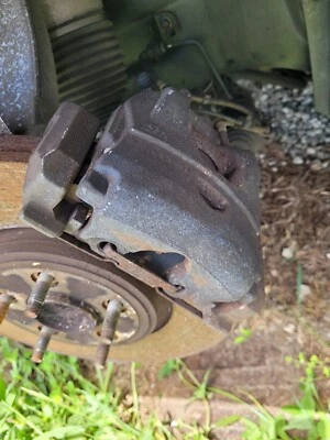 06 捷豹 XJ8 左前制动卡钳 LH XJ8L 04 05 06 07 — 第 1/4 张图片