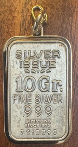 Vintage Simmons Issue 10 Grams .999 Fine Silver Art Bar Pendant - Picture 1 of 2