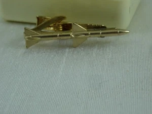 Vintage Raytheon Sparrow Missile goldfarbene Krawattenschließe 1,5" OVP - Bild 1 von 12