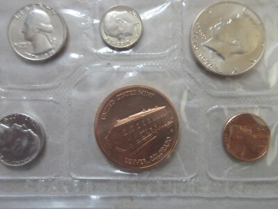 1976 D United States US Six Coins Denver Mint Souvenir Year Set. UNC. RJ - Image 1 of 4