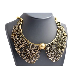Collana collare artigianale alla moda - Foto 1 di 2