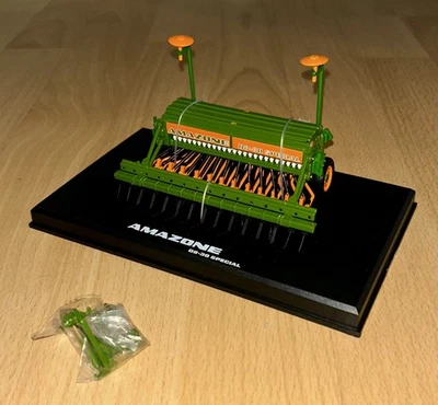 REPLICAGRI - AMAZONE D8-30 Special - 1:32 Scale - Image 1 of 3