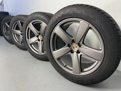 Porsche Macan II 19 Zoll Sport Classic Winter Räder Dunlop PLATINUM - Bild 1 von 4