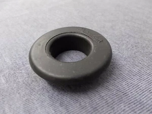 Ford Essex & Kent Crossflow Rocker Cover PCV Valve Grommet - Picture 1 of 3