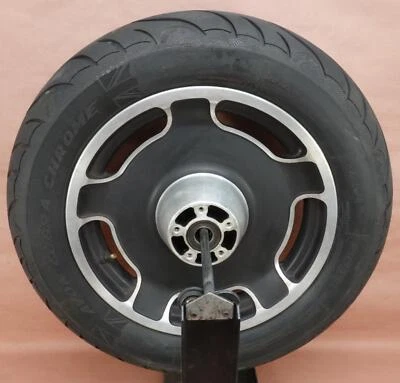 05-06 Harley Davidson FLHX Street Glide Frontal AVON COBRA CROMO Llanta Rueda Foto 1 de 4