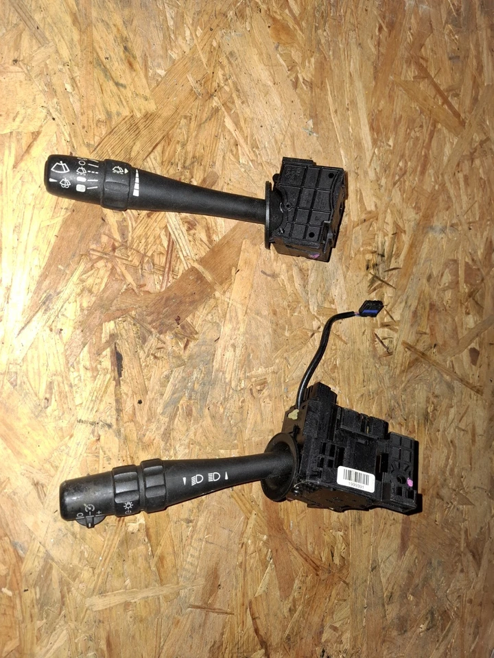 Corvette C6 Z06 Blinkerhebel  Lenkstockschalter Schalter Lichtschalter 1999391  - Bild 1 von 1