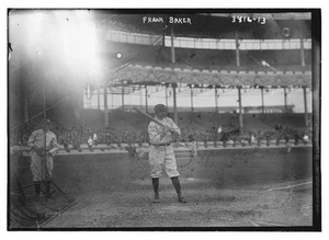 1917 BILD VON FRANK HOME RUN BAKER MIT DEN NEW YORK YANKEES - Bild 1 von 1
