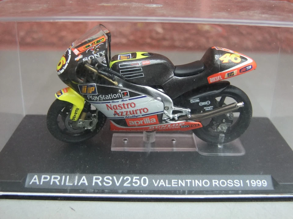 Aprilia Racing Motorcycles - IXO 1:24 in Display Case various available - Image 1 of 1