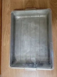 Vintage Mirro Aluminum 9” X 13” Baking Cake Pan with Snap on Plastic lid - Picture 1 of 8