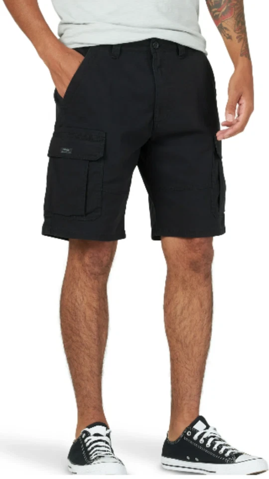 Men's 46” Wrangler Relaxed Fit Cargo Shorts 112314939 Black