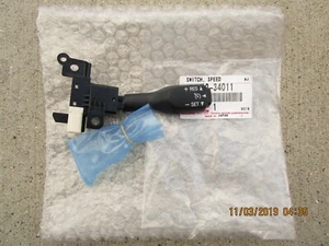 FITS: 11 - 17 LEXUS CT200H 4D HATCHBACK CRUISE CONTROL SWITCH NEW - Picture 1 of 3