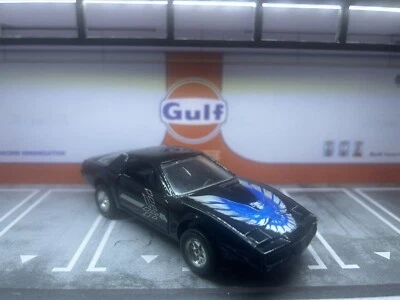 Yat Ming Black Firebird # 8302 - Image 1 of 4