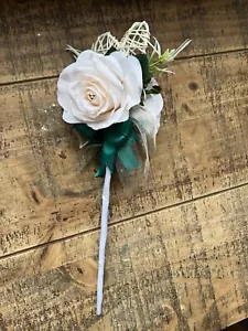 Handmade Flower Girl/ Bridesmaid Heart Shaped Wand - Picture 1 of 10