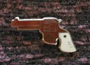 Vintage Enamel Six Shooter Pistol Small Hat Pin Size 3/4" tall x 1" wide - Picture 1 of 1
