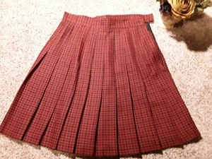 Mixed Blues: Red/Black Checked Pleated Skirt: Junior Size 3 - Picture 1 of 3