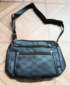 3 neue Leder Taschen mit mehreren Fächern schwarz - Bild 1 von 5