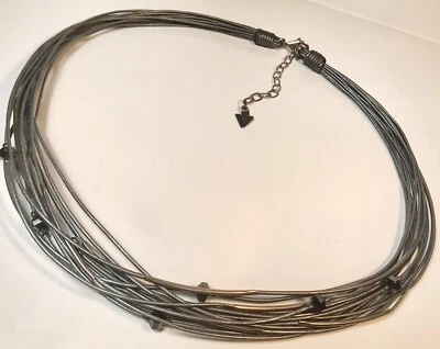 COLLAR SILPADA N2146 ESTERLINA 925 HEMATITA VIDRIO Y CUERO CORDÓN GRIS 17” (48) Foto 1 de 4