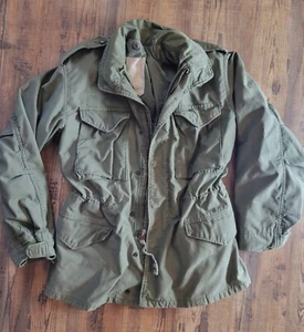 Vintage Military Cold Weather Field Jacket Outershell Coat Mens SMALL REG - Bild 1 von 9