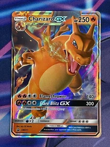 Charizard GX SM211 Sun & Moon Holo Black Star Promo Pokemon Card NM - Picture 1 of 7