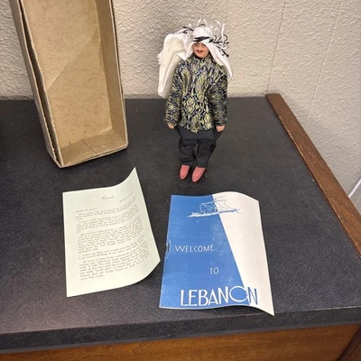 World Wide Doll Club~Kamal~Beirut, Líbano~IOB Foto 1 de 4