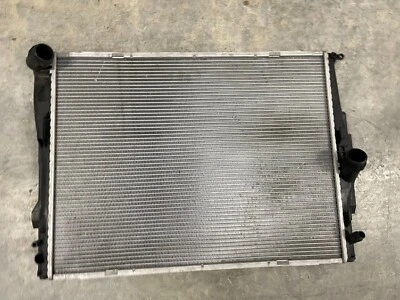 Conjunto de enfriador condensador radiador delantero BMW 128i 325i 328i 2007-2013 OEM  Foto 1 de 4