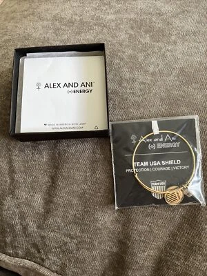 Alex and Ani ~ Team USA ~ Pulseira Pulseira de Ouro Escudo ~ NOVA - Imagem 1 de 4