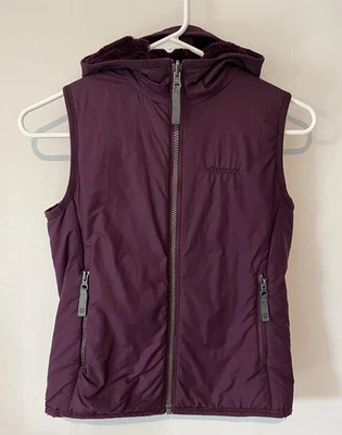 Chaleco con Capucha Marmot Niñas Reversible Imitación Piel Borgoña Vino Mediano 8-10 Foto 1 de 4