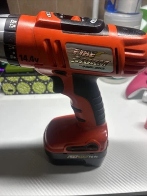 Taladro inalámbrico Black & Decker Fire Storm 18V FS1800D SIN cargador con BATERÍA Foto 1 de 4