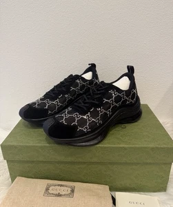 Neu im Karton Gucci Run GG Crystal Mesh schwarz Monogramm Rhyton Screener Tennis Sneaker 38,5 - Bild 1 von 14