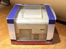 BACHMANN 44-049 SCENECRAFT MODERN INDUSTRIAL UNIT - OO - BOXED EXCELLENT