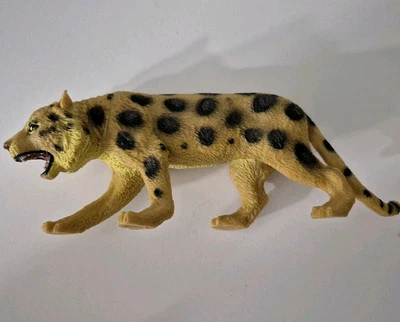 Figura de leopardo animal adulto guepardo plástico fuerte África salvaje safari jaguar 6" Foto 1 de 4