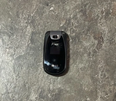 LG VN150 PP Gray/Black (Verizon) Cellular Phone - Image 1 of 3