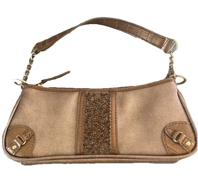 Monedero LIZ CLAIBORNE PEQUEÑO DORADO CON CUENTAS CIERRE DE CREMALLERA ASA ÚNICA USADO EN EXCELENTE ESTADO Foto 1 de 4