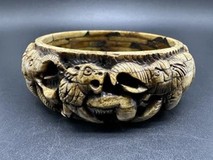 Vintage Carved Animal Round Bangle Bracelet 7.5” - Picture 1 of 8