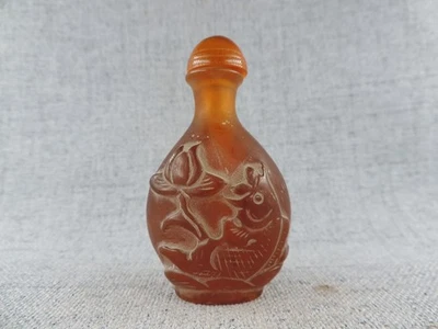 Chinese Older Hand-carved Fish Pattern Snuff Bottle - Image 1 of 4