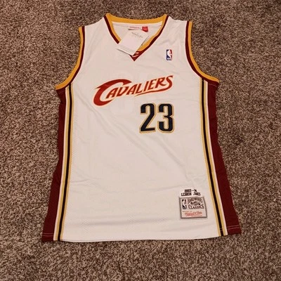 Camiseta deportiva de baloncesto grande LeBron James #23 2003 Cleveland Cavaliers NBA nueva blanca Foto 1 de 2