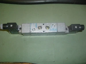 FESTO..MFH 5/3E 1/4 B VENTIL PLUS 110/120 VAC SPULEN..NEU UNVERPACKT MONTIERT - Bild 1 von 3