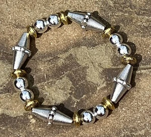 Pulsera Mujer Plata y Oro Hecha a Mano con Cuentas, Pulsera Elástica Dos Tonos - Imagen 1 de 3